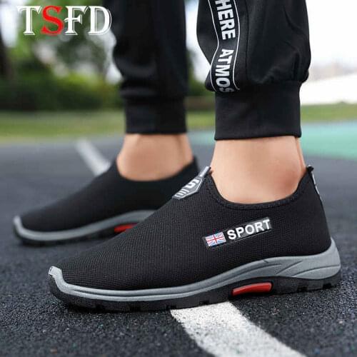 Slip-on Man Sneaker Black Man Low Top Shoes Running Man Large Size Sports Shoes Men Summer Sport Shoes Men Mesh Flats Loafers Q9