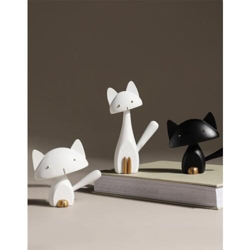 Modern Creative Cat Ornaments Resin Crafts Cute Animal Miniature Figurines Simplicity Living Room Home Decoration Accessories
