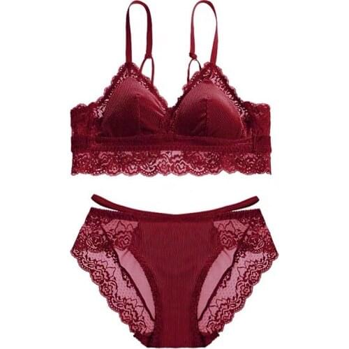 2021 Happy New Years Day red lingerie lace triangle cup thin no steel ring beauty back bra suit