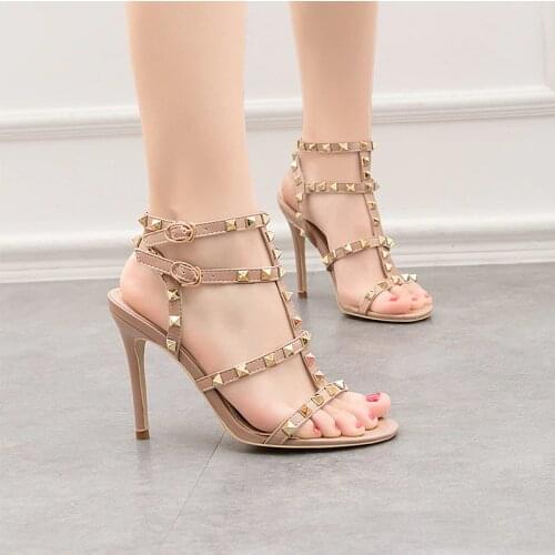 Women Classic Pumps Sandals 2021 Metal Studs Rivets Strappy High Heels Galdiator Sandals Buckle Ankle Strap Stilettos