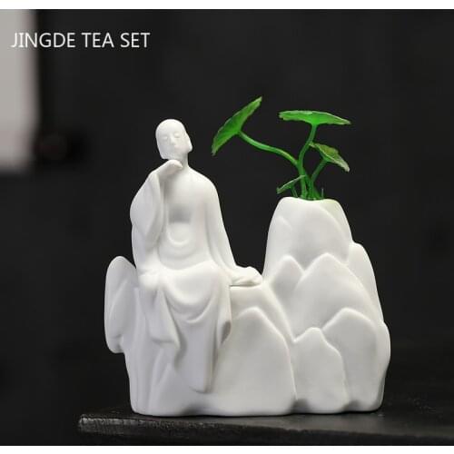 Boutique White Porcelain Tea Pet Figure Statue Handmade Ceramics Small Monk Ornaments Tea Set Decoration Accessories Crafts