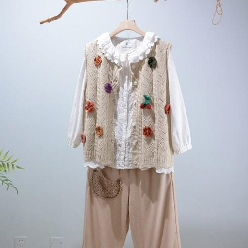 Spring knitted waistcoat sweet embroidery waistcoat single breasted Sleeveless Vest Top Female