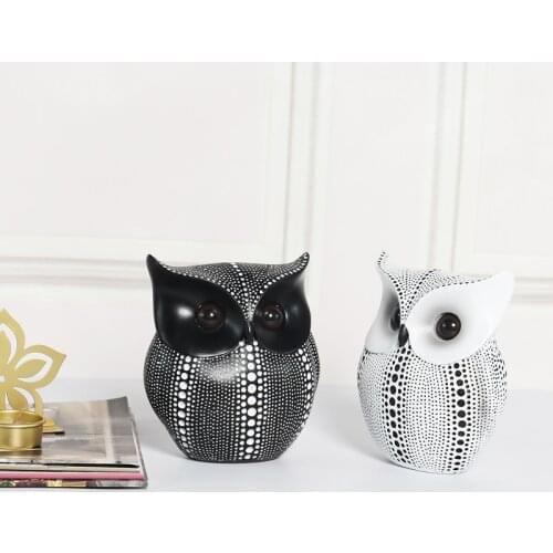Bird Owl Resin Model Figurine Ornament Craft Home Office Desktop Statue Decoration Lovely Polka Dot Nighthawk Animal Sculpture