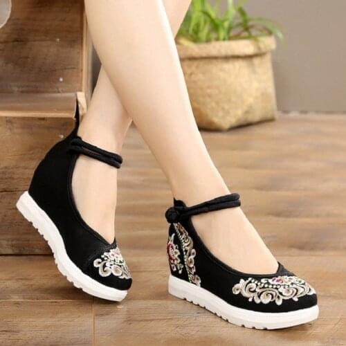 Women Canvas Increasing Height Ankle Strap Spring Autumn China Style Vintage Embroiders Wedges Heels Lady Buckle Shoes 20180907