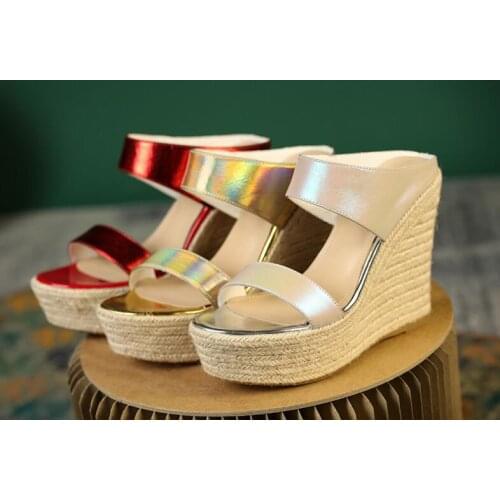 Newest Girls Red Nude Gold Patent Leather 12 cm Wedge Sandals Woman Slip On Waterproof Thick Sole One Line Straw Platform Shoes