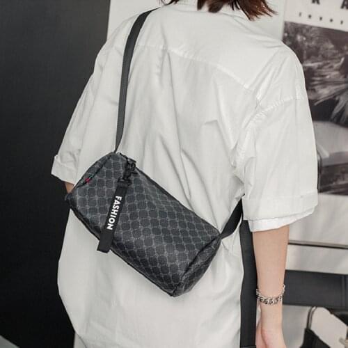 Simple Casual Crossbody Shoulder Bag for Men Mini Barrel-shaped Handbag and Purse Luxury Design Leather Bucket Bag Sacoche Homme