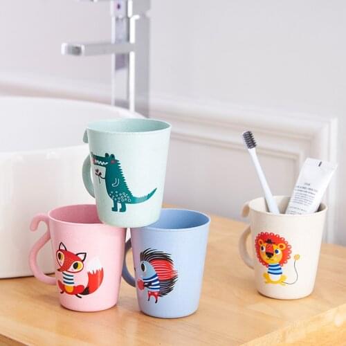 1PC Baby drinking cup Cartoon Children Drinking Water Feeding Plastic Cups Child Breakfast Mug Animal Gargle cup with Handle
