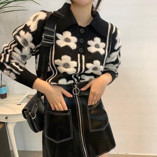 Wenfly Women Knitting Pullovers Sweater Turn Down Collar Button Long Sleeve Flower Fashion Sweet Top Loose Casual Korean
