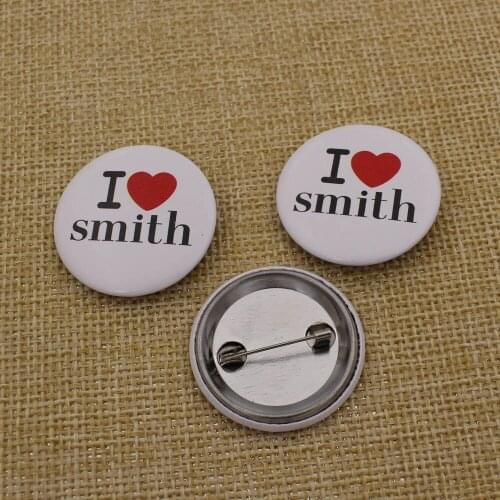 Custom Button Badge with Different Logo on Tin Badges