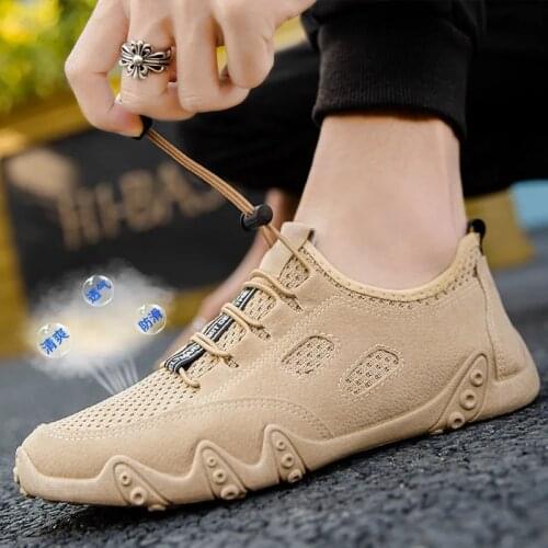 Summer New Fashion Breathable Mesh Sports Shoes Men Loafers Soft Slip-On Lightweight Running Shoes Non-Slip Driving Shoes Men