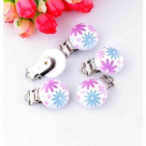 5PCs Baby Pacifier Clips Mixed Flower Pattern White Wood Metal Holders Cute Infant Soother Clasps Accessories 4.4x2.9cm