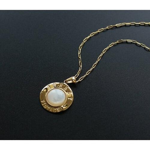 Vintage Coin Shell Chains Necklace Women Stainless Steel Jewelry Punk Statement Designer T Show Runway Gown Sweety Boho Japan