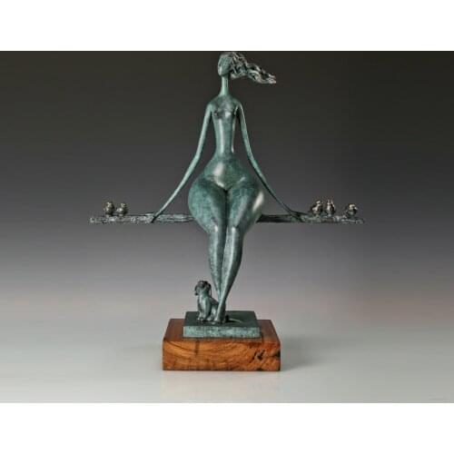 Modern Abstract Art Bronze Sculpture Girl with birds and dog modern Home Furnishing Office ornaments
