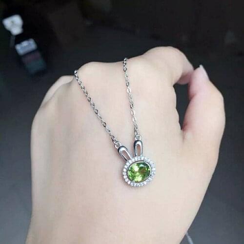 KJJEAXCMY boutique jewelry,925 silver natural peridot bunny female models pendant necklace