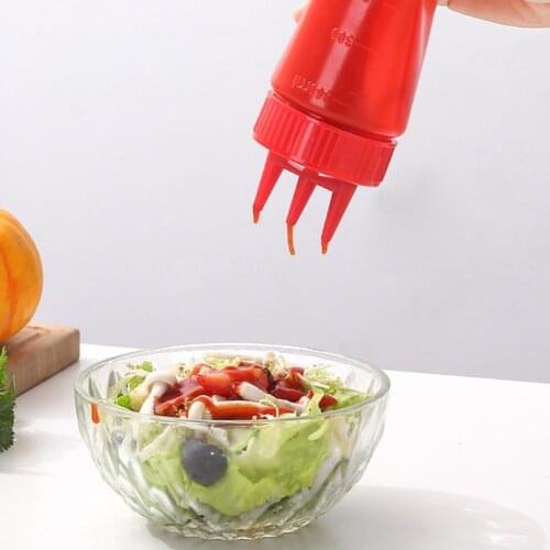 High Quality Refillable Squeeze Bottle Food Grade 3 Hole Large Capacity Condiment Bottles Convenient to Use for Kitchen