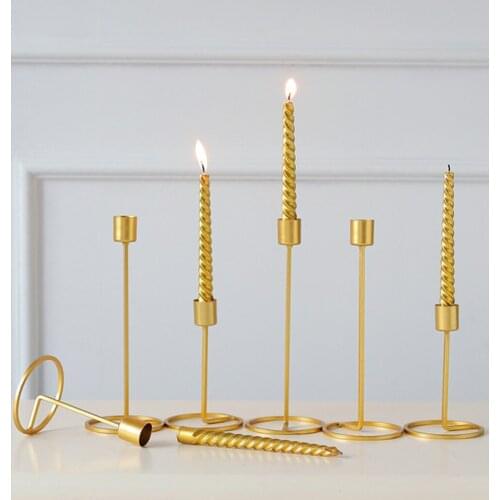 Creative Iron Elegant Pillar Candle Holder for Wedding Banquet Table Decor Iron Candle Stick Dinner Table Centerpieces