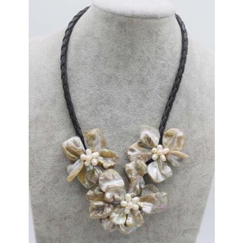 Women Classic Jewelry white natural pearl 3 flower white brown colors shell pearl necklace black leather 18" 45cm