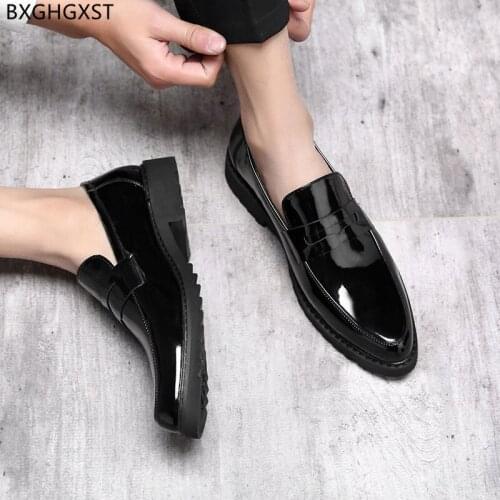 Patent Leather Loafers Men Shoes Luxury Brand Party Shoes for Men 2021 Dress Shoes Mens Fashion Zapatos De Vestir De Los Hombres
