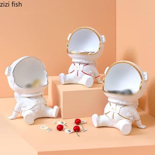 Astronaut Character Resins Storage Ornaments Snacks Dessert Tray Tabletop Organizer Box Crafts Figurines Home Decoration Modern