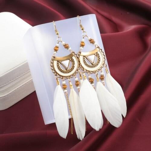 Bohemian Acrylic Feather Drop Earrings Boho Beads Long Tassel Earrings for Women White Feather Brincos Bijoux