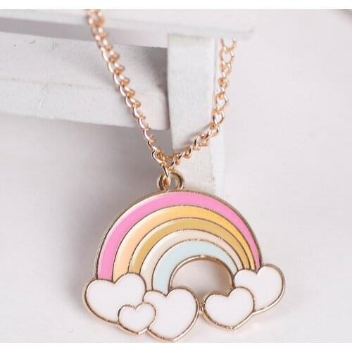 Yungqi Fashion Enamel Rainbow Pendants Necklaces For Women Gold Metal Heart Necklace New Design Choker Jewelry Gift