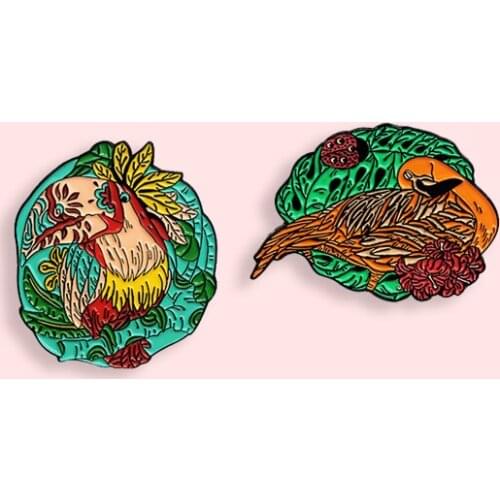Mysterious Flamingo Metal Enamel Brooch Creative Cartoon Tropical Rainforest Animal Badge Fashion Lapel Backpack Jewelry Gift