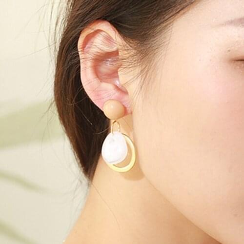 Fashion Candy Color Smooth Acrylic Drop Earrings Geometric Simple Round Button Statement Earrings with Stones Bijoux Femme 2020