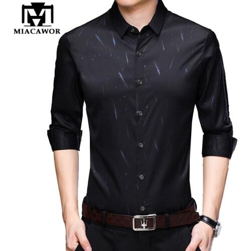 MIACAWOR Casual Shirt Men Slim Fit Camisa Masculina Long Sleeve Shirts Men Autumn Camicia Uomo Men Clothes Plus Size 4XL C529