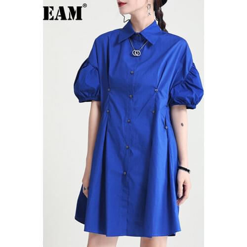 [EAM] Women Blue Botton Pleated Big Size Shirt Dress New Lapel Half Sleeve Loose Fit Fashion Tide Spring Summer 2021 1DD9296