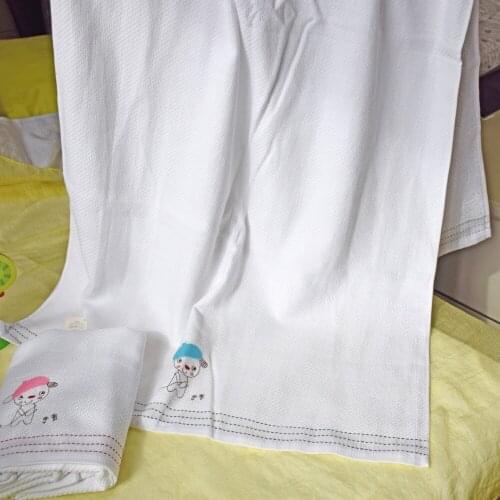 100% cotton white bath towel woven design soft good water imbibition bathroom body towel cartoon dog beach towel