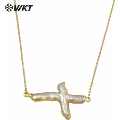 WT-N659 Charm Pearl Cross Pendant Necklace Natural pearl in cross shape with double loops gold chain necklaces cross connector