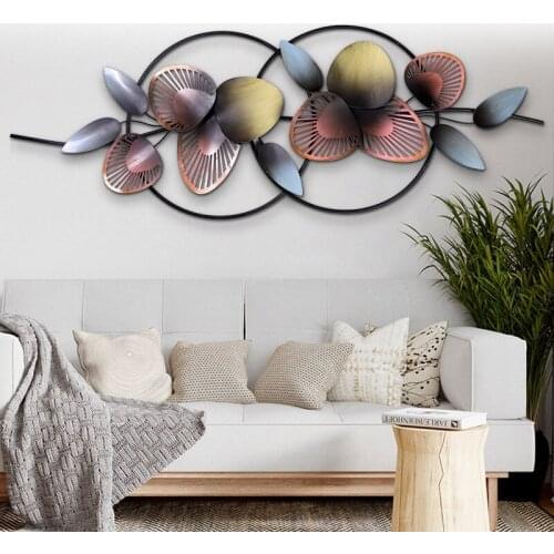 Retro Style Colored Petal Iron Wall Hanging, Creative Dining Room Bedroom Entrance Wall Metal Wall Decoration