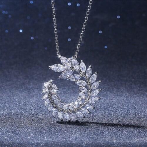 YOUHAOCC Luxury Ladies Pendant Simple and Versatile Micro-inlaid Zircon Leaf Necklace Fashion Ladies Jewelry Iced Out Pendant