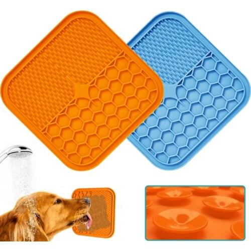 Pet Lick Pad Slower Feeder Pad Dog Cats Licky Mat Pet Bathing Distraction Pads Silicone Dog Sucker Training Pet Feeder Supplies