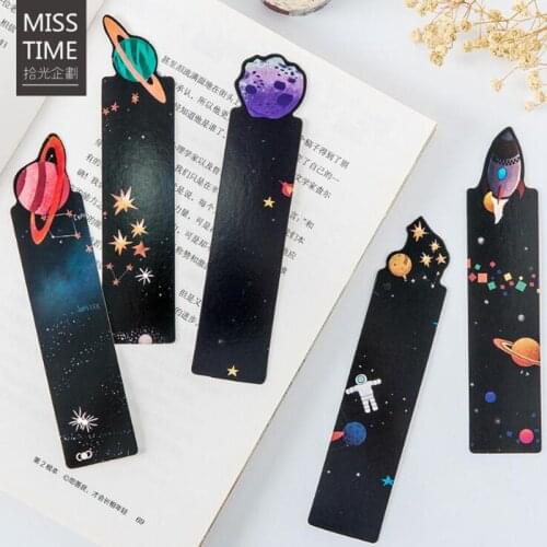 30 Pieces / Set Small Universe Message Creative Shaped Planet Bookmark School Office Supplies Children Students Beautiful Gifts