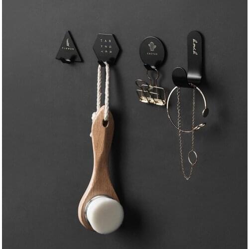 4PCS Geometric Shape Wrought Iron Hooks Storage Decorative Hooks Office Home Decorations Accessories Wall Key Holder Organizer