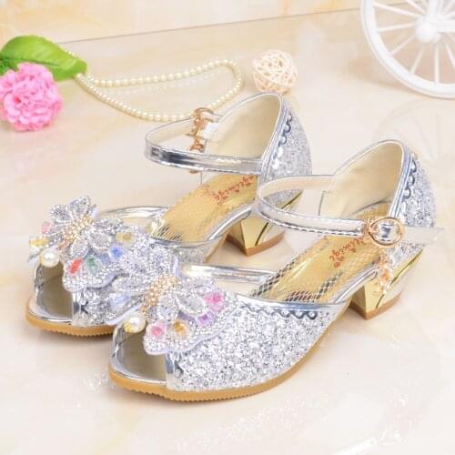 Summer girls sandals new childrens high heels 2018 Korean Princess sandals students small dragonfly childrens shoes 26-37