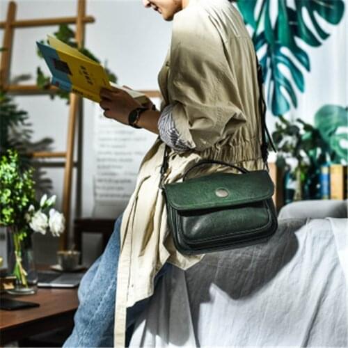 Original handmade college style neutral messenger Genuine leather mens head layer cowhide literary leisure shoulder female bag