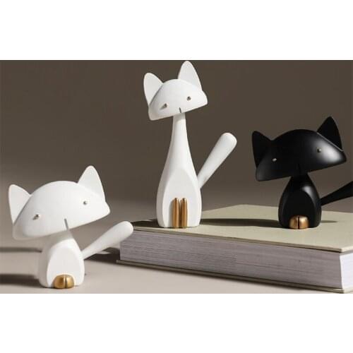 Creative Cat Animal Decoration Modern Home Living Room Decoration Resin Sculpture Desktop Furnishings