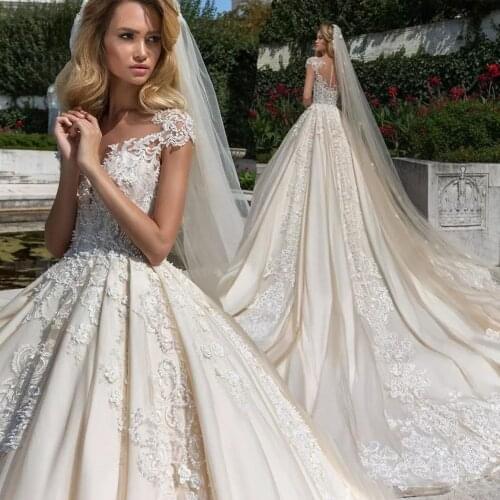 Short Sleeves Royal Train Champagnes Tulle Bridal Gown For Women Lace Appliques Pearls Romantic Wedding Dresses Robe De Mariee