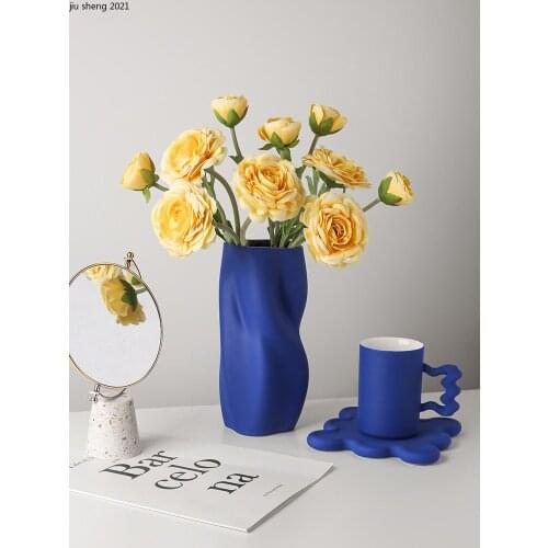 Creative Ceramic Flower Arrangement Container Irregular Vase Simple Living Room Dining Table Flower Vase Home Decoration Gifts