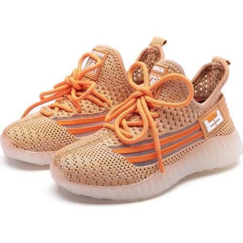 2020new Childrens coconut crab fashion Boys' and girls' casual sports shoes Ventilation soft light Anti-slippery Knitted shoes