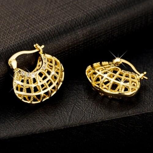 Vintage Hollow Out Earring Women Yellow Gold Filled Fashion Jewelry Flowers Basket Shaped Unique Hoop Earrings