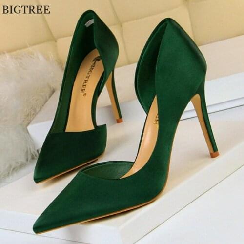 2021 New Concise Silk Cut-Outs Women Shoes 7 Colors Pointed Party Womens High Heels Shoes Shallow Fashion Woman OL Office Shoes