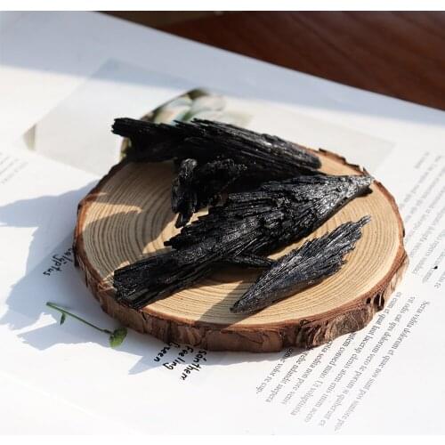 1pc Black Tourmaline Natural Quartz Crystal Jet Stone Feather Shape Cluster Mineral Specimen Healing Energy Pendulum Ornaments