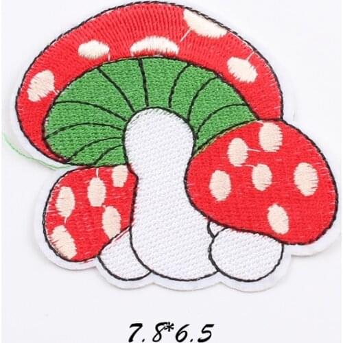 10pcs Iron On Cartoon Mushroom Patches DIY Fabric Stickers Sewing Jeans Backpack Hats Coat Appliques Cute Garments Apparel Badge