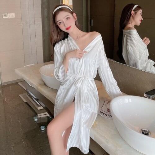 2020 Summer Long Sleeve Silk Satin Sexy Kimono Robes for Women Fashion Bathrobe Sleepwear Nightdress Homewear Night Dress Nighty