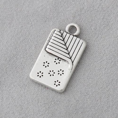 Fashion Antique Silver Color Alloy Flower Quilt DIY Camp Sleeping Bag Charms 50pcs 12*22mm AAC1420
