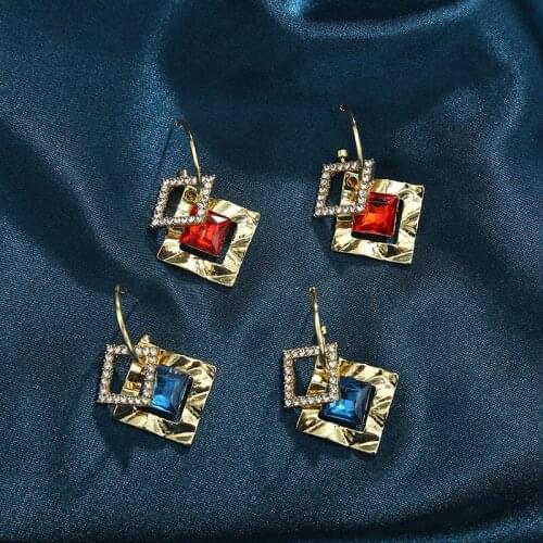 Trendy Korean Light Luxury Geometric Earrings 2021 New Retro Exaggerated Personality Stud Earrings for Women Jewelry