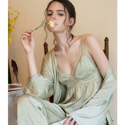 Sexy Purple Robe Set Two Pieces Spaghetti Strap Deep V Neck Sleepwear Lace Bathrobe Set Luxury Nightgown Long Negligee